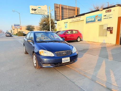 2004 Toyota Corolla S