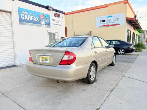 2003 Toyota Camry XLE V6