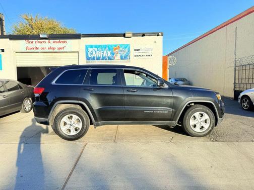 2016 Jeep Grand Cherokee Laredo