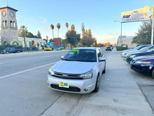 2009 Ford Focus SES