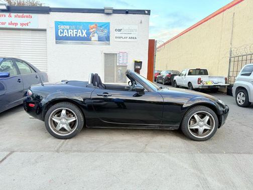 2006 Mazda MX-5 Miata Sport