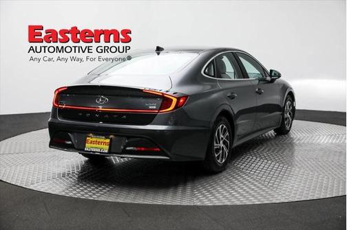 2023 Hyundai SONATA Hybrid Base
