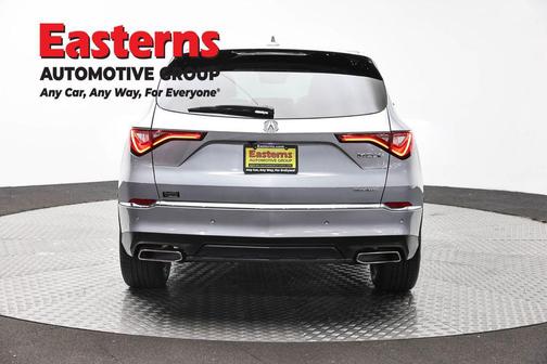 Lunar Silver Metallic 2023 Acura MDX Technology Package
