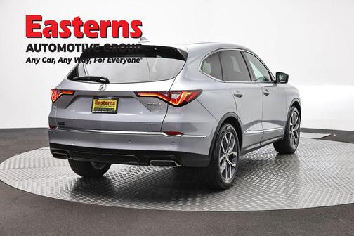 Lunar Silver Metallic 2023 Acura MDX Technology Package