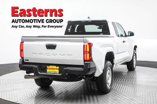 2025 Toyota Tacoma SR