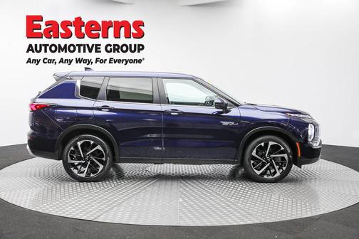 2023 Mitsubishi Outlander PHEV SE S-AWC