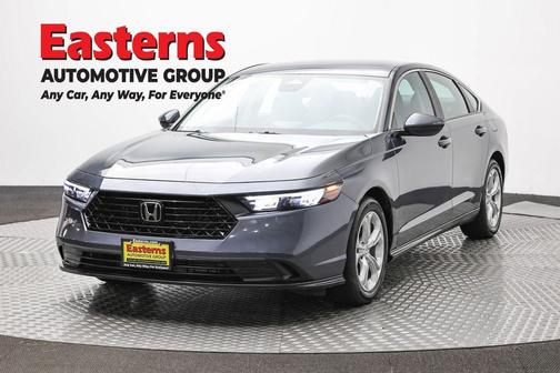 Crystal Black Pearl 2023 Honda Accord LX 1.5T