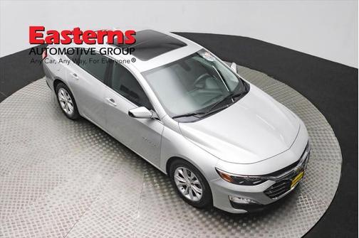 2022 Chevrolet Malibu FWD LT