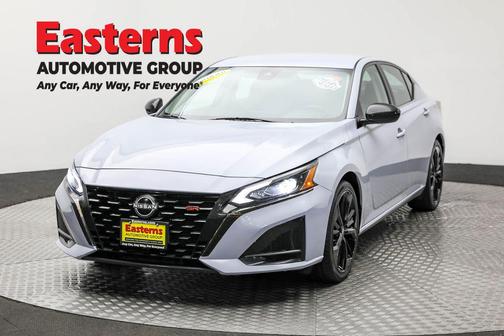 2023 Nissan Altima SR FWD