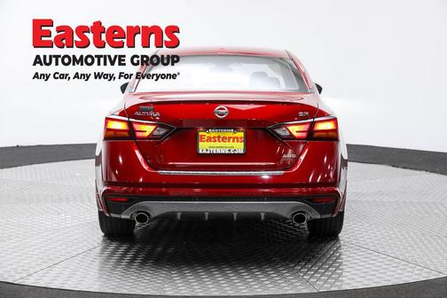2022 Nissan Altima SR Intelligent AWD