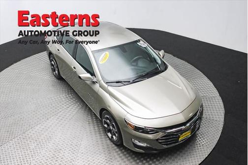 2022 Chevrolet Malibu FWD LT