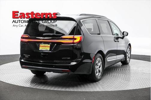 2022 Chrysler Pacifica Limited
