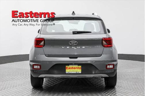 2021 Hyundai VENUE SEL