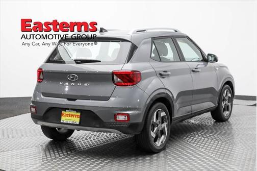 2021 Hyundai VENUE SEL