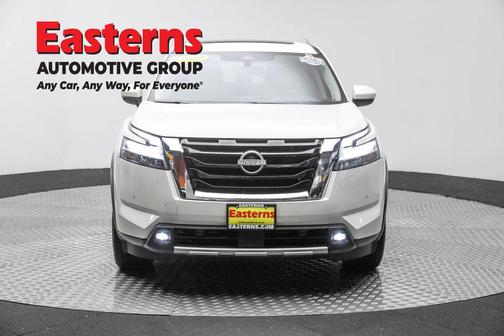 2022 Nissan Pathfinder Platinum 4WD