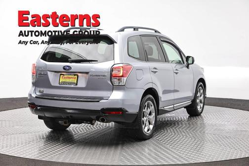 Ice Silver Metallic 2017 Subaru Forester 2.5i Touring