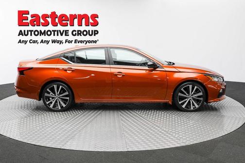 2022 Nissan Altima SR VC-Turbo FWD