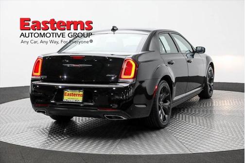 2023 Chrysler 300 S