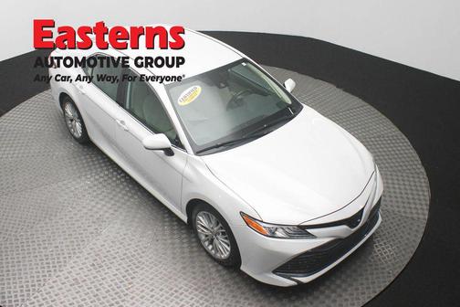 Pearl 2019 Toyota Camry XLE