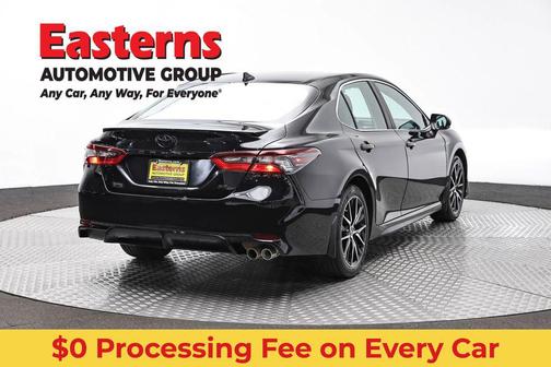Midnight Black Metallic 2024 Toyota Camry SE