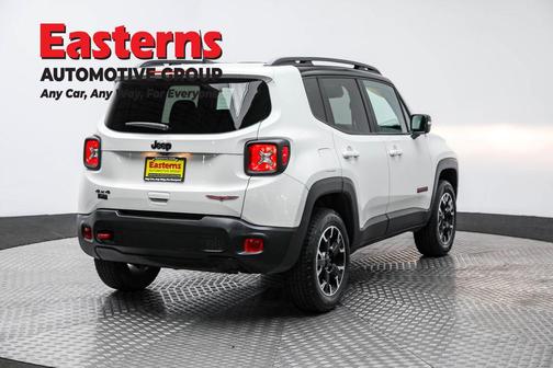 2023 Jeep Renegade Trailhawk