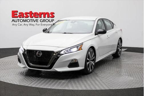 2020 Nissan Altima SR FWD