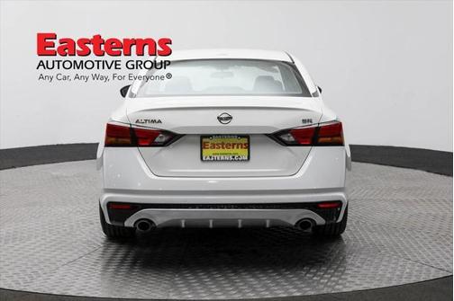 2020 Nissan Altima SR FWD