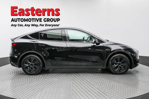 2025 Tesla Model Y Long Range Dual Motor Rear-Wheel Drive