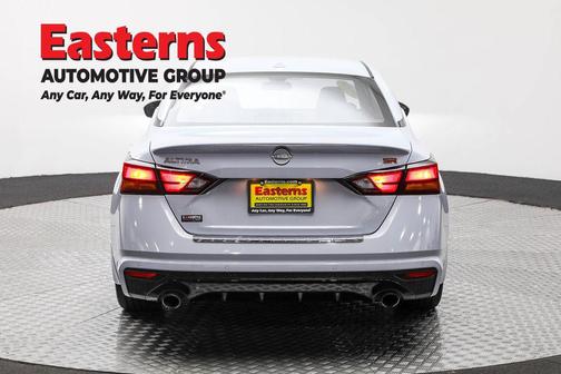 2023 Nissan Altima SR FWD