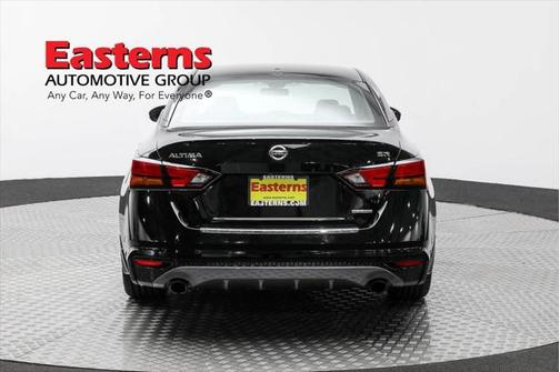 2022 Nissan Altima SR VC-Turbo FWD