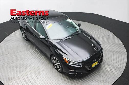 2022 Nissan Altima SR VC-Turbo FWD