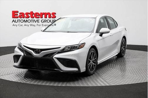 2023 Toyota Camry SE