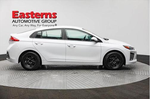 2022 Hyundai IONIQ Hybrid Blue
