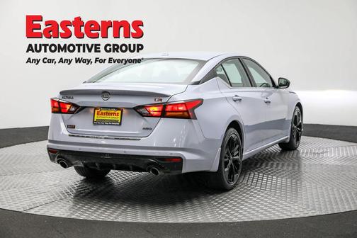 2023 Nissan Altima SR Intelligent AWD