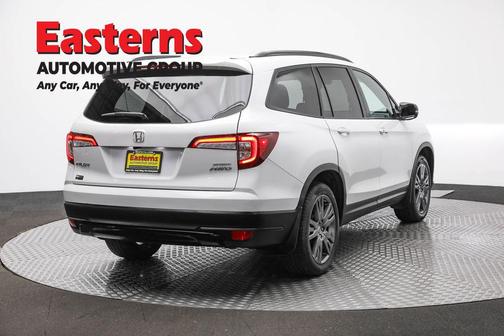 Platinum White Pearl 2022 Honda Pilot AWD Sport