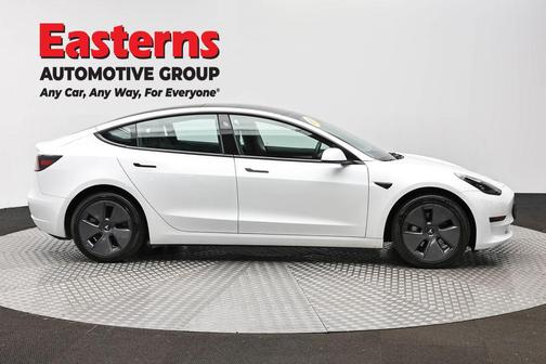 White 2023 Tesla Model 3 Standard Range