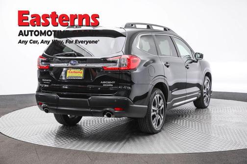 Crystal Black Silica 2023 Subaru Ascent Limited 7-Passenger