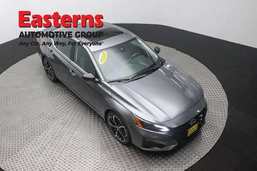 2023 Nissan Altima SR FWD