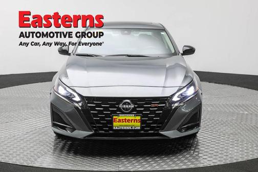 2023 Nissan Altima SR FWD