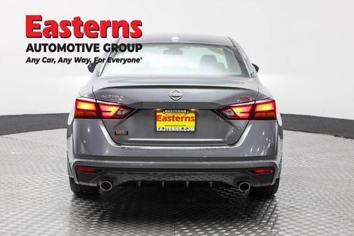 2023 Nissan Altima SR FWD