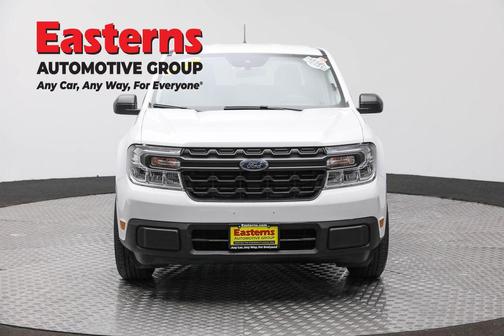 Oxford White 2023 Ford Maverick XL