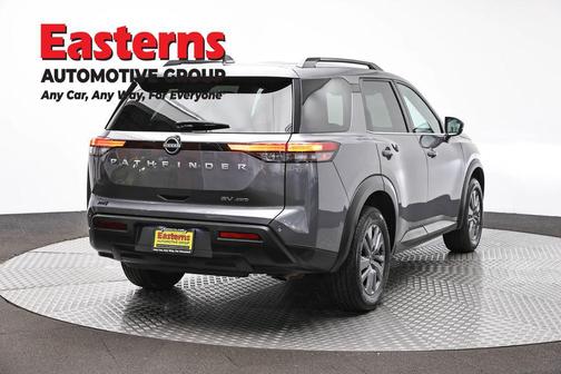 Gun Metallic 2024 Nissan Pathfinder SV 4WD