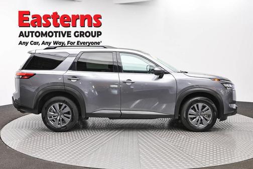 Gun Metallic 2024 Nissan Pathfinder SV 4WD