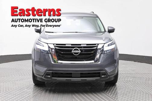 Gun Metallic 2024 Nissan Pathfinder SV 4WD