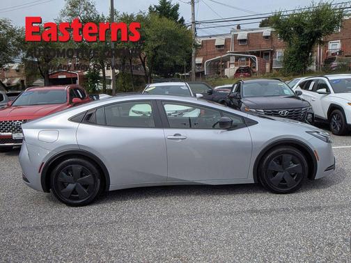 2025 Toyota Prius Plug-In Hybrid XSE Premium