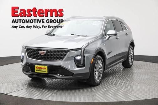 Argent Silver Metallic 2024 Cadillac XT4 Premium Luxury
