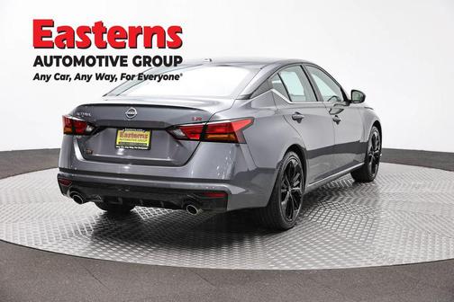 Gun Metallic 2024 Nissan Altima SR FWD