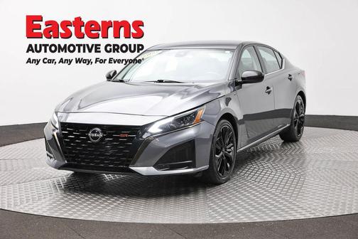 Gun Metallic 2024 Nissan Altima SR FWD