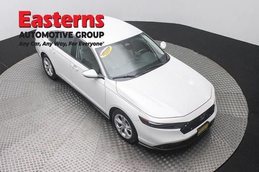 Platinum White Pearl 2025 Honda Accord LX 1.5T