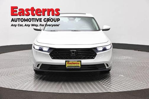 Platinum White Pearl 2024 Honda Accord EX